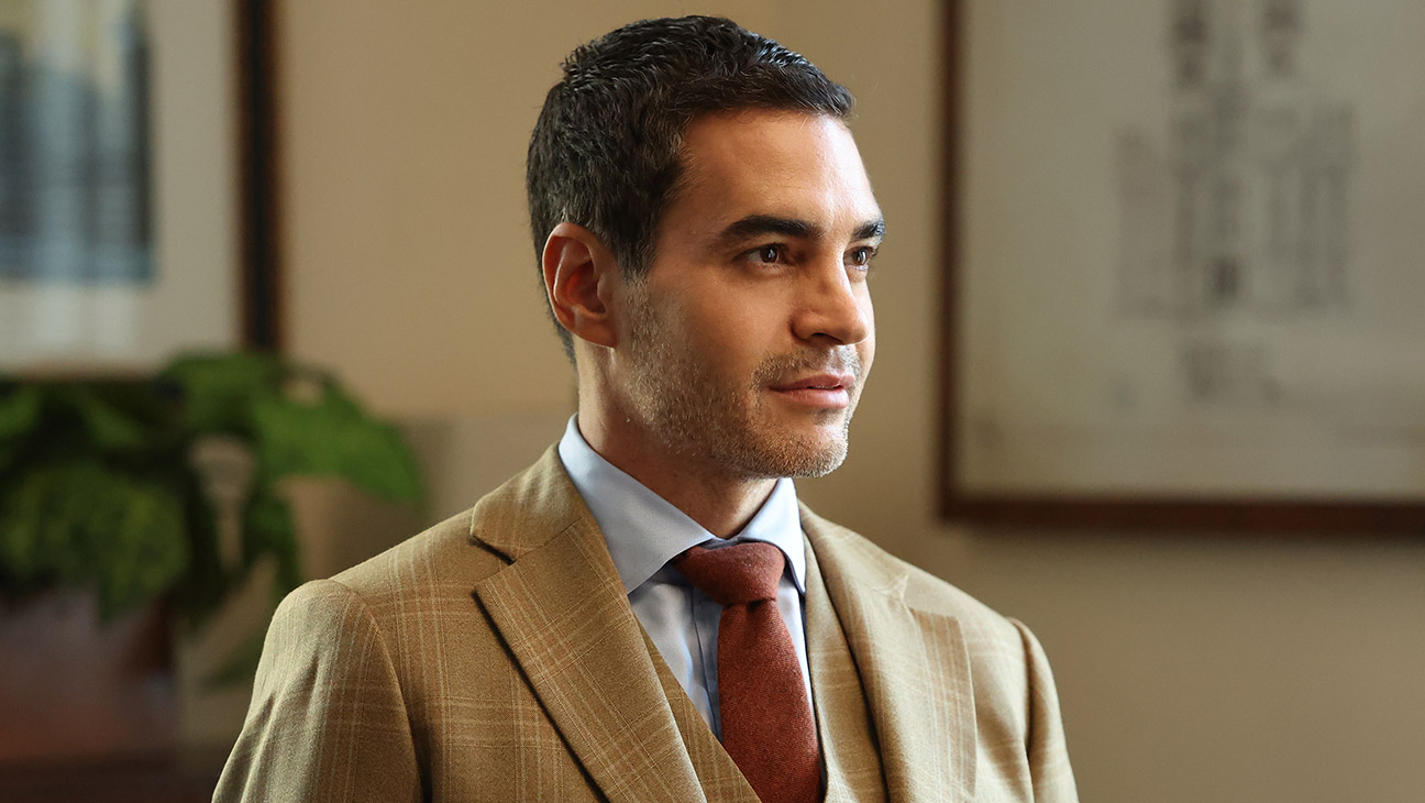 Ramón Rodríguez in Will Trent