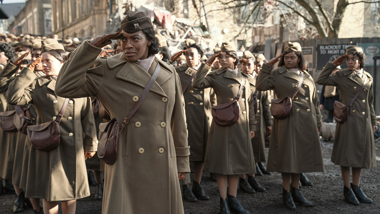 Ebony Obsidian as Lena Deriecott King, Kylie Jefferson as Bernice Baker, Milauna Jackson as Lt. Campbell, Sarah Jeffrey as Dolores Washington, Shanice Shantay as Johnnie Mae, Moriah Brown as Inez, Milauna Jackson as Lt. Campbell, Ebony Obsidian as Lena Deriecott King, Kylie Jefferson as Bernice Baker, Milauna Jackson as Lt. Campbell, Sarah Jeffrey as Dolores Washington, Shanice Shantay as Johnnie Mae, Moriah Brown as Inez in The Six Triple Eight